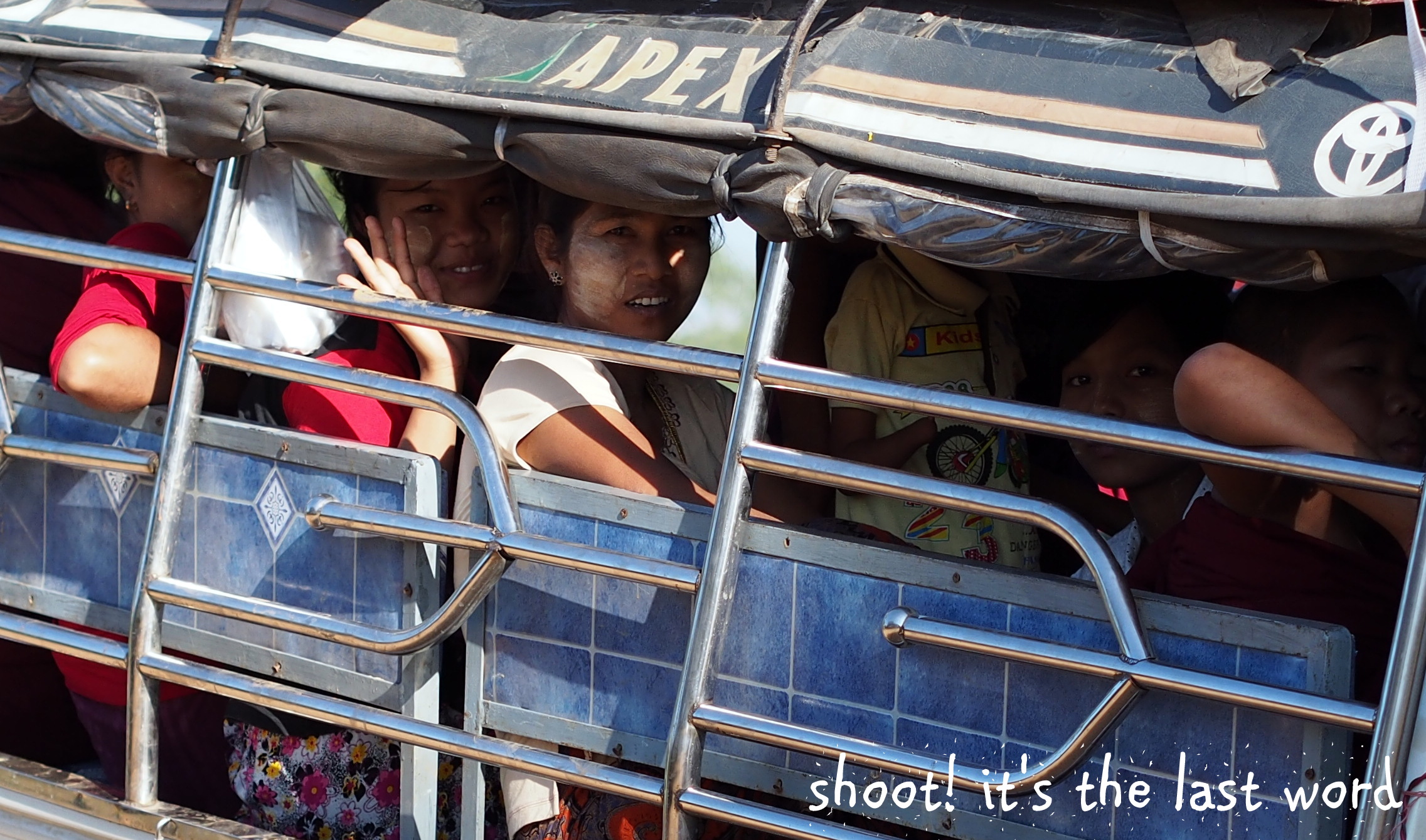 the ladies in the pickup