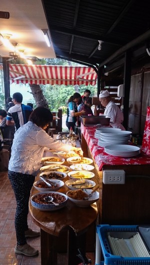 breakfast is served!